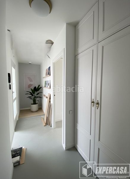 Piso en calle señera 22 en Mont Olivet Valencia - Imagen 9