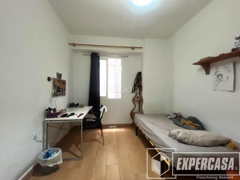 Foto 95dd3b67-1ba4-45c8-819c-e32acce1d992. Piso en calle duque de gaeta 58 en Aiora Valencia