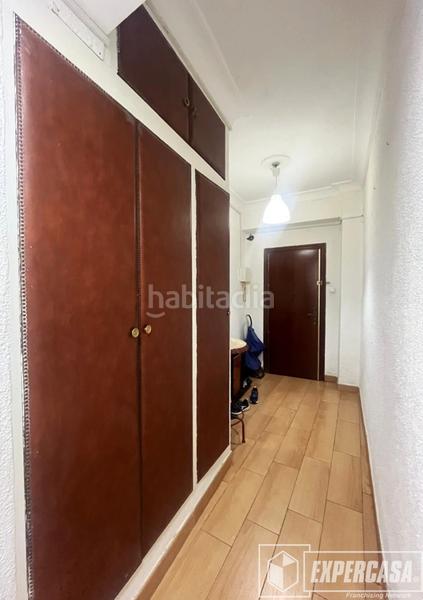 Foto 98f4d282-de6f-4fa7-a939-154698e8ad76. Piso en calle duque de gaeta 58 en Aiora Valencia