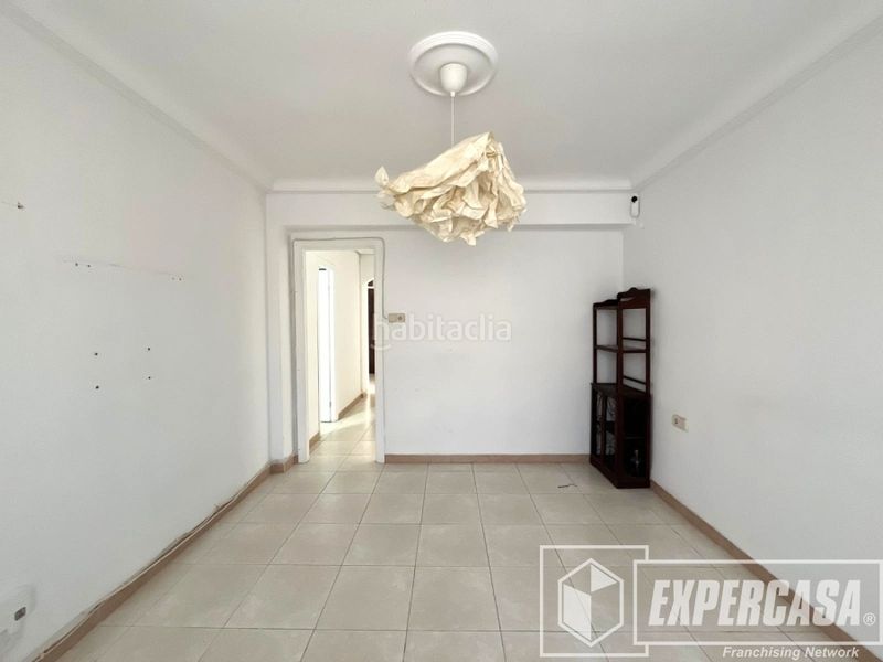 Foto 605cbff4-f35c-4990-a7e6-221b21bb609c. Pis a Mont Olivet Valencia