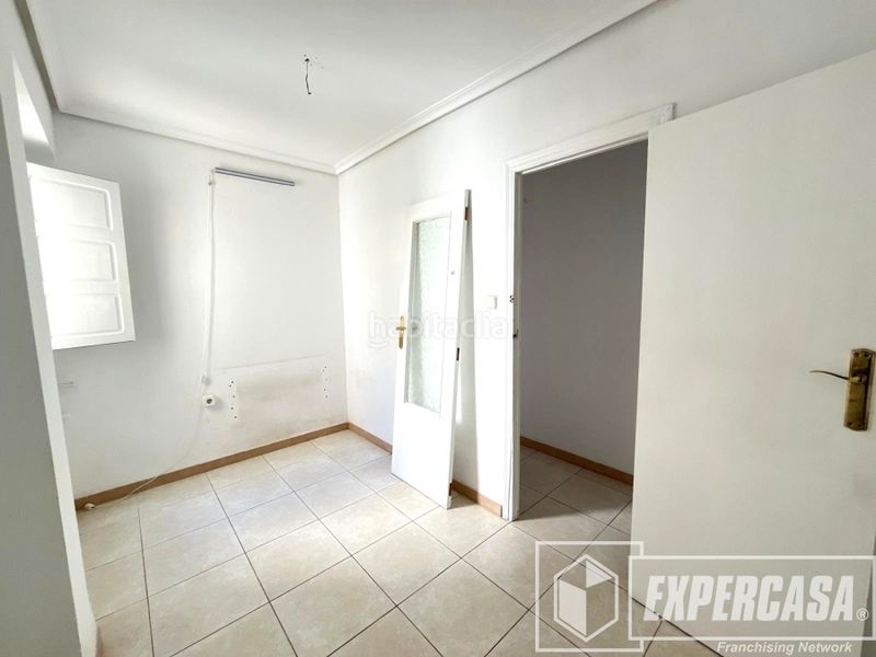 Foto f781eaf5-72f4-48db-b68e-df7ae0baa42f. Pis a Mont Olivet Valencia