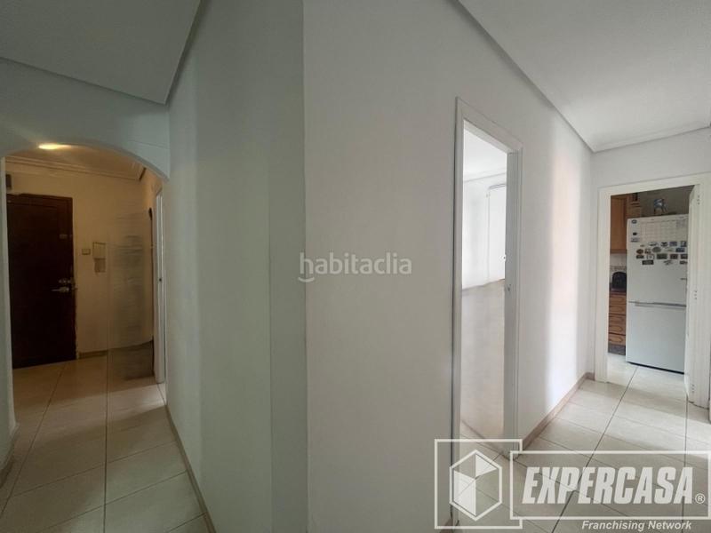 Foto c7ff448a-47bd-4d55-b006-a3f3ba4db81e. Piso en Mont Olivet Valencia