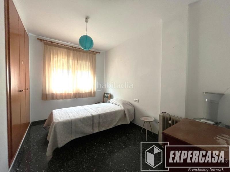 Foto 2d4b6d5d-cf30-496d-a30d-eabd65ea46e5. Casa adosada en Massamagrell