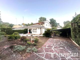 Chalet in La Cañada