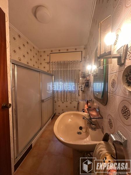 Foto cc7601f8-ff6c-4e09-a26e-62f4a274a1e2. Xalet amb aparcament piscina a La Cañada Paterna