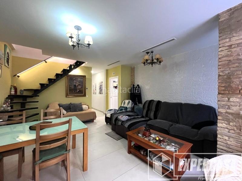 Foto 363fd05c-591c-4029-8ac2-7bc523d99ec1. Dúplex amb calefacció a Mont Olivet Valencia