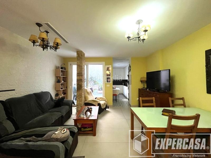 Foto 6e6e8ebb-cb19-463c-bb8e-b8a09bb8fa69. Dúplex amb calefacció a Mont Olivet Valencia