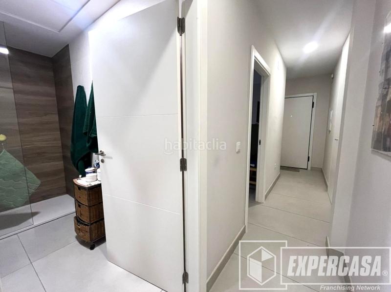 Foto b0581dcd-dd26-49b1-a1c6-347b3c1e6786. Zweistöckige wohnung mit heizung in Mont Olivet Valencia