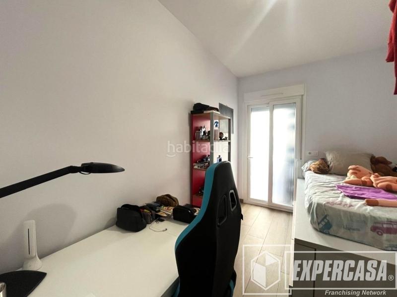 Foto e5739bb2-efc2-457b-b972-423094e030c8. Zweistöckige wohnung mit heizung in Mont Olivet Valencia