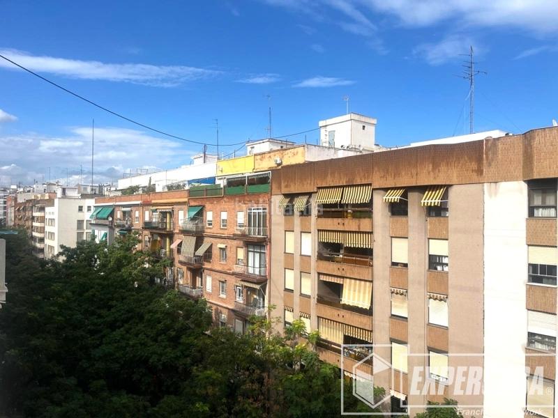 Foto ff9b884c-7094-45d2-ab0d-f313e4ed378d. Piso en Mont Olivet Valencia