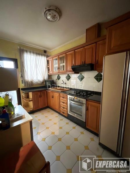 Foto 0e98a83b-ed54-442c-bacd-d543e609e080. Piso en Mont Olivet Valencia