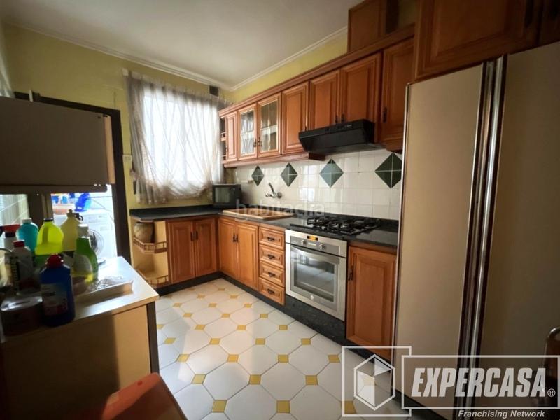 Foto e6c04e00-22f0-4a46-b99d-66c29e3aae41. Piso en Mont Olivet Valencia