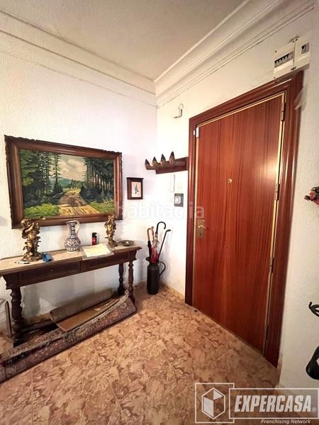 Foto e08660f7-e44d-4d38-9cbb-c031414c7224. Piso en Mont Olivet Valencia