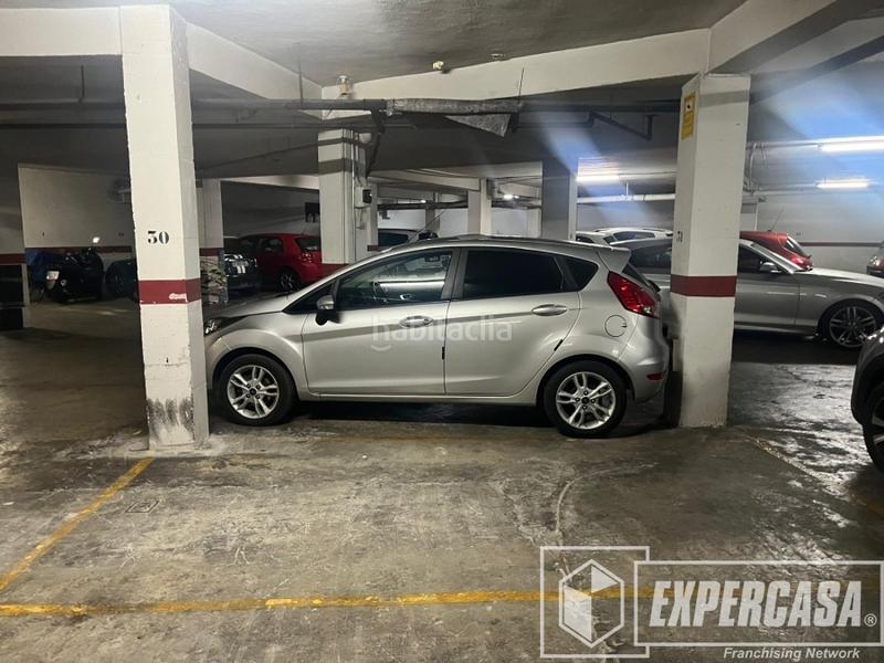 Foto eedff4fe-bc27-4dcb-a778-f41f5b8aa153. Car parking in Mont Olivet Valencia