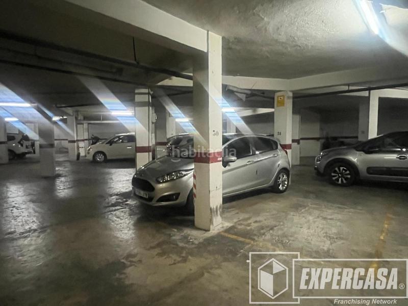 Foto 4e2b2338-c964-490d-988f-32d3cee20800. Parking voiture dans Mont Olivet Valencia