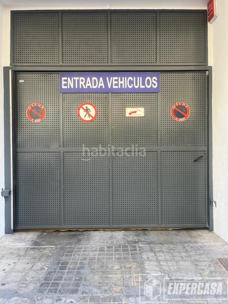 Foto 4ffbee4a-396a-434c-aa74-8e4a5dfe2cd4. Aparcament cotxe a calle sueca 67 a Russafa Valencia