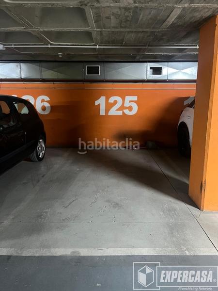 Foto 06cfde6d-5b59-482e-ad7e-be3fad7867ff. Autoparkplatz in calle sueca 67 in Russafa Valencia