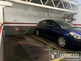 Parking coche en Calle maestro jose serrano 9