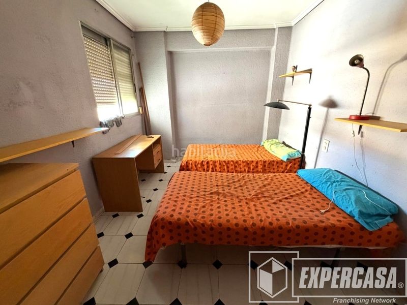 Foto 86c3e460-08a4-4489-a071-4c975e64de5b. Pis a Gran Via Valencia