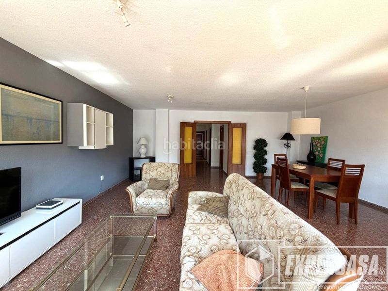 Foto 5377786e-4e95-4a7b-a9d3-ffa9481c9cf2. Pis a Russafa Valencia