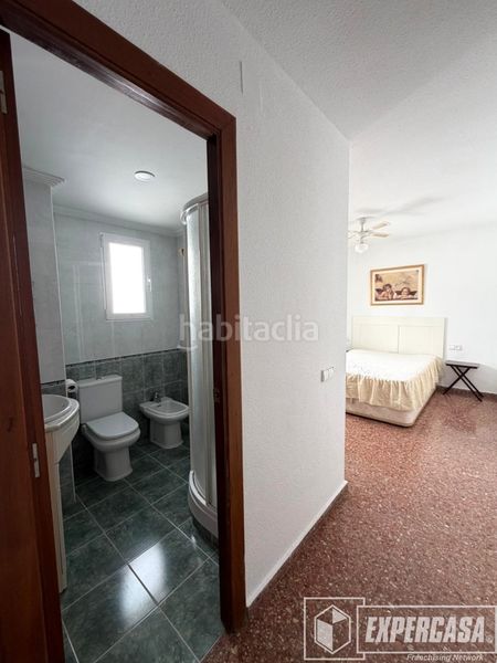 Foto a025f24e-4681-406b-98d7-1917e7d1aa47. Pis a Russafa Valencia