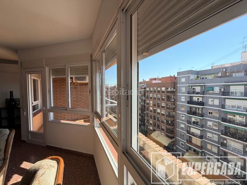 Foto b902a53f-41a6-4243-9918-d5d3cd3f1322. Pis a Russafa Valencia