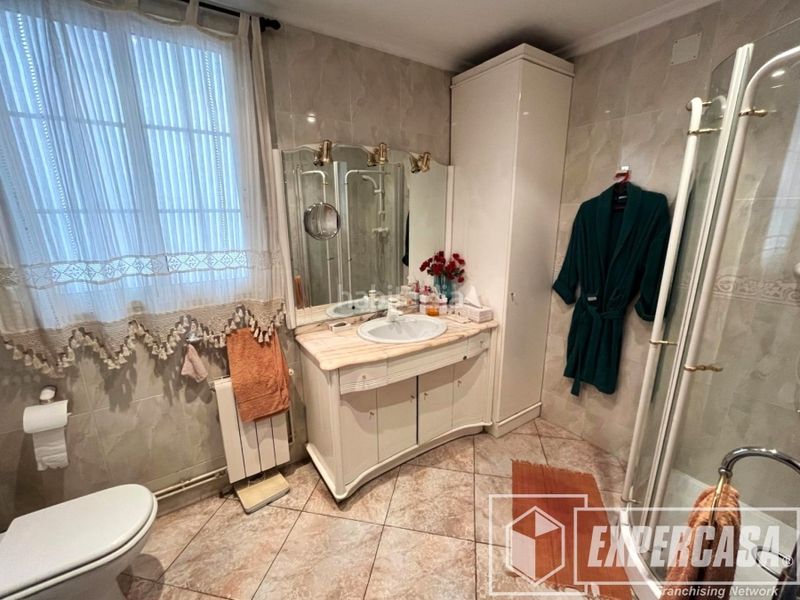 Foto 13feb389-9790-479a-8a91-e2308f364f67. Pis a Mont Olivet Valencia