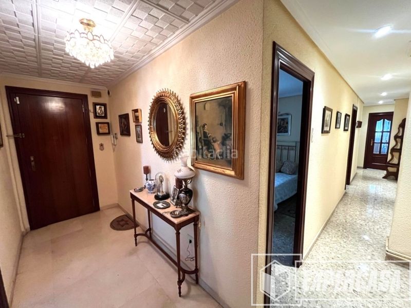 Foto a4b884a4-b958-4d26-a83f-29723dbd94b2. Pis a Mont Olivet Valencia