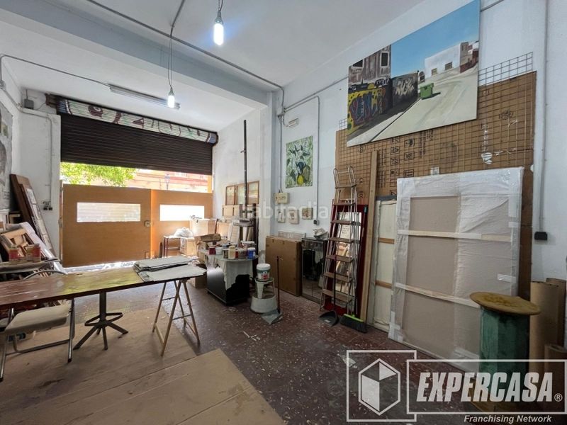 Foto c67c7949-19cf-4408-bf60-f9990bcaf46d. Local comercial a Aiora Valencia