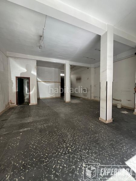 Foto 357844d8-91c7-4d7b-99bc-ad5307b3ce59. Local comercial a Aiora Valencia