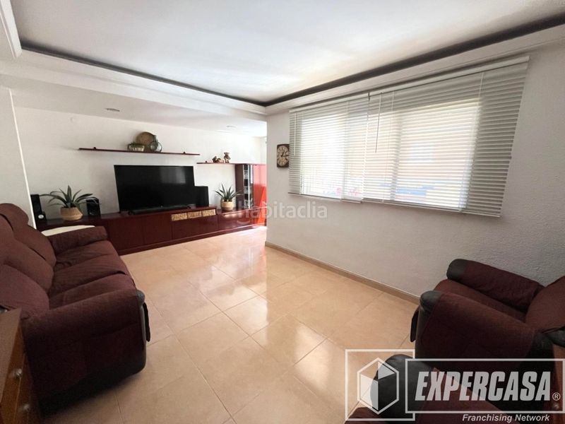 Foto f910bf17-8bb0-42f1-9fe8-e6b216ac04e5. Pis a Mont Olivet Valencia