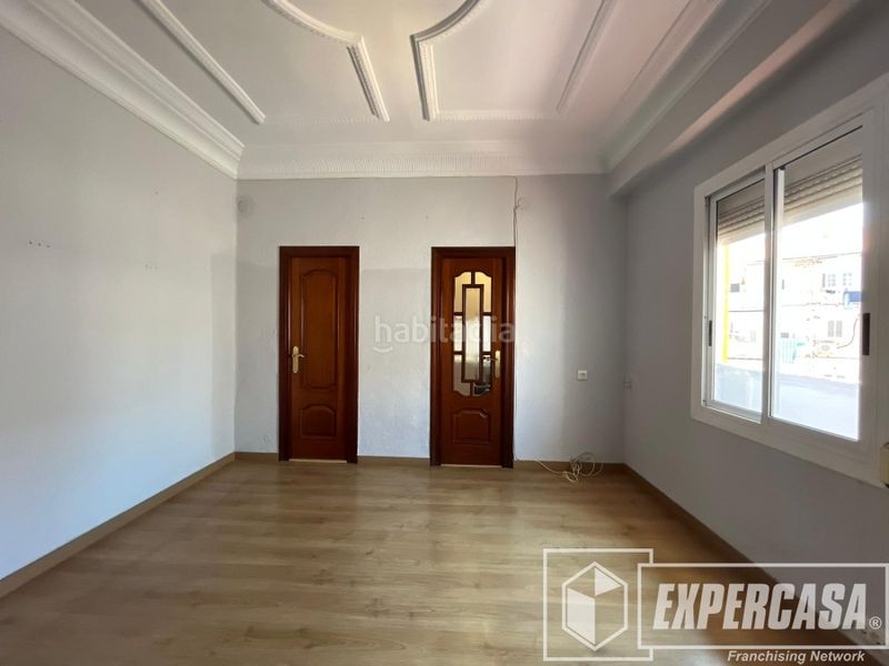 Foto f4c201fb-c008-4197-ada7-dbeda61e61ad. Pis a calle pedro aleixandre 8 a Mont Olivet Valencia