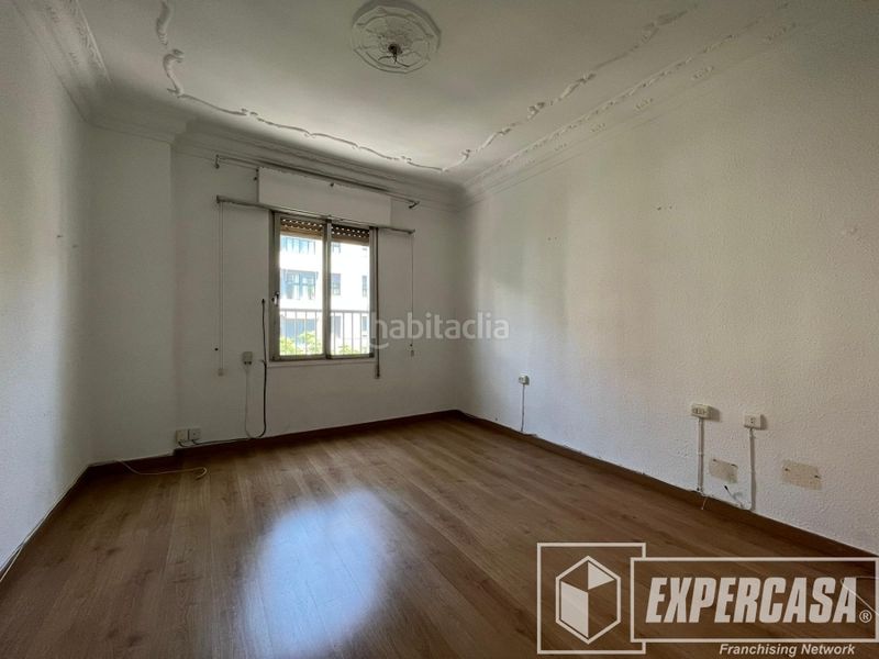Foto 21e47242-538e-4a57-aac4-630a3aaba50c. Piso en calle pedro aleixandre 8 en Mont Olivet Valencia