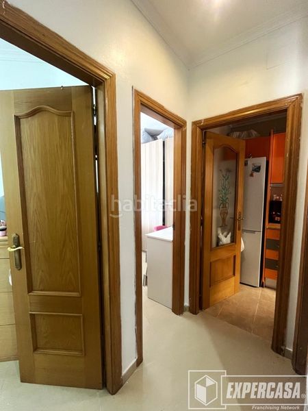 Foto 5abf6ee1-b212-428e-8840-5affb4f25fce. Flat in calle granada 4 in Mont Olivet Valencia