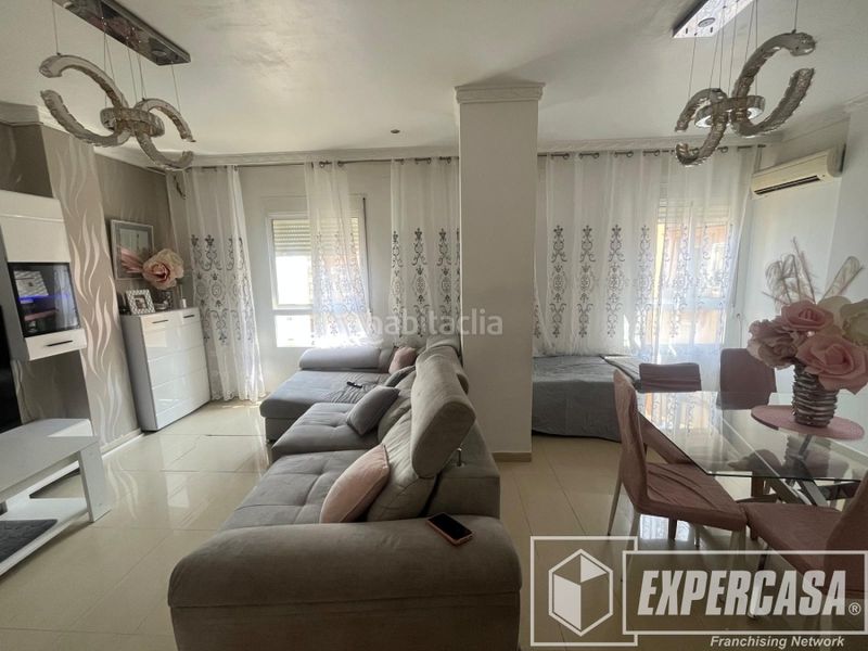Foto 954980a1-58aa-4d23-8355-16b8e4f54fd7. Flat in calle granada 4 in Mont Olivet Valencia