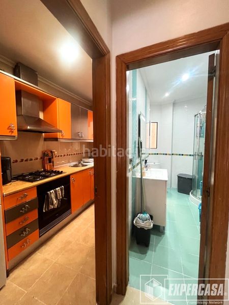Foto c066b62f-e334-4ed6-baf6-9884bcc72650. Flat in calle granada 4 in Mont Olivet Valencia