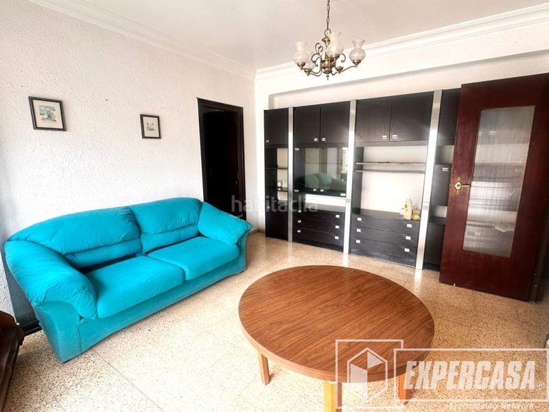 Foto e4b21ace-751b-4763-b6a5-a02d20acfd8c. Pis a Benetússer