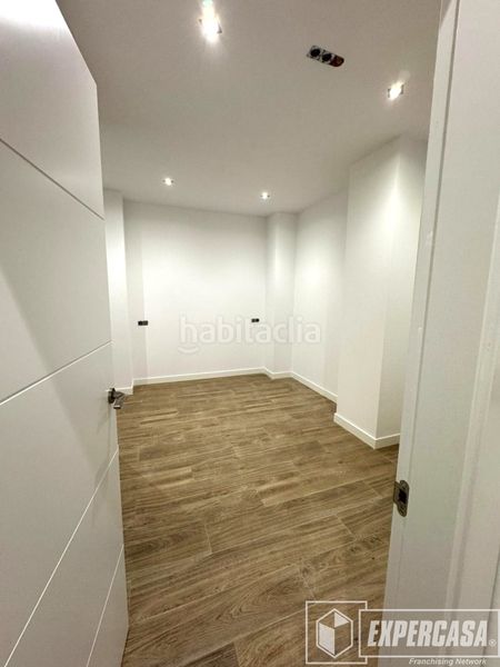 Foto 56f0d186-b7ec-40d4-9021-67372216919b. Pis a Mont Olivet Valencia