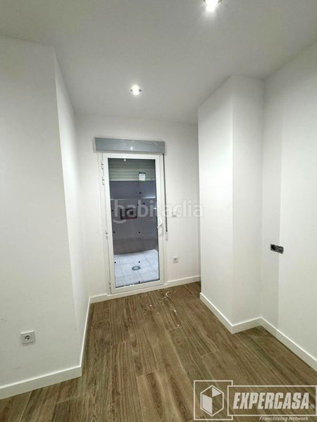 Foto b7124ae0-ad43-48e8-a3f2-b10770181586. Pis a Mont Olivet Valencia