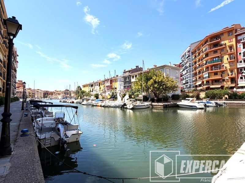 Foto 2f733f41-56dc-4627-ae75-a5506735279a. Pis a Port Saplaya Alboraya
