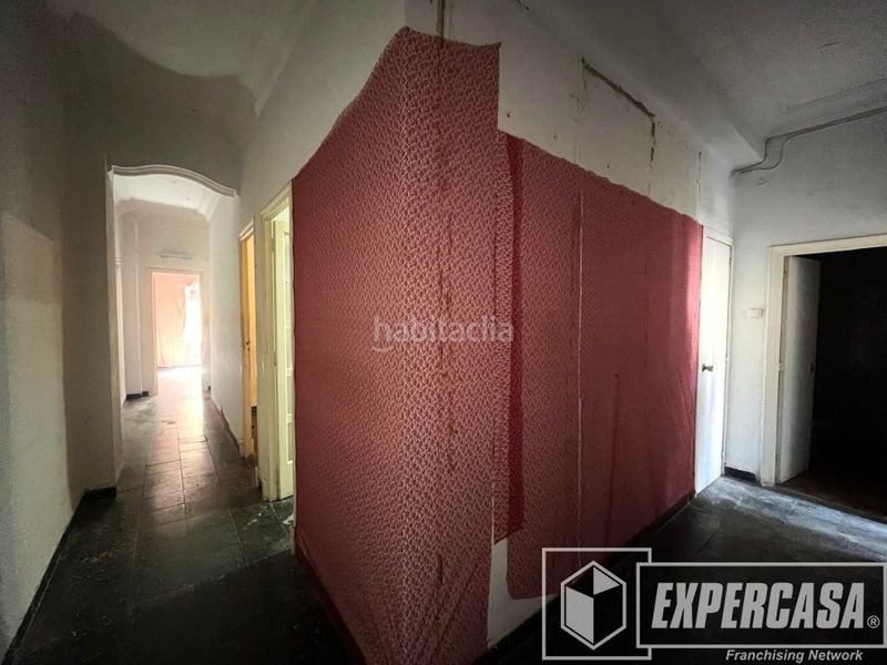 Foto 45682303-51a7-4da0-aad4-beab45b45840. Pis a Russafa Valencia