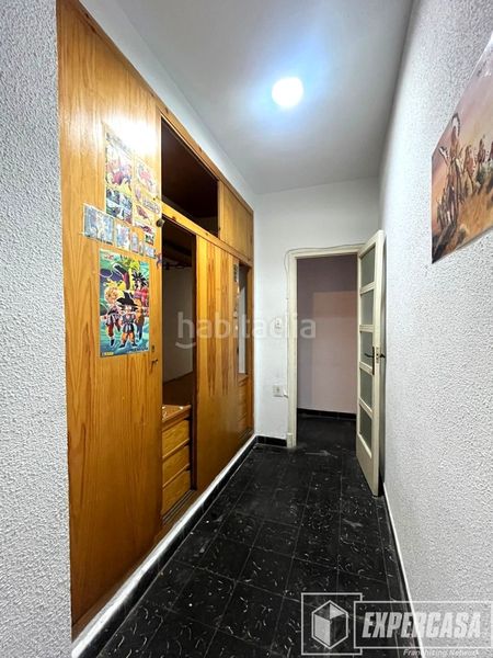 Foto a09236c5-0d64-4a21-9469-819475e45e03. Pis a Russafa Valencia