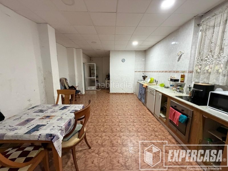 Foto 4d44c16b-e9de-4af9-8ed7-e78938a37037. Casa amb aparcament a Benifaió