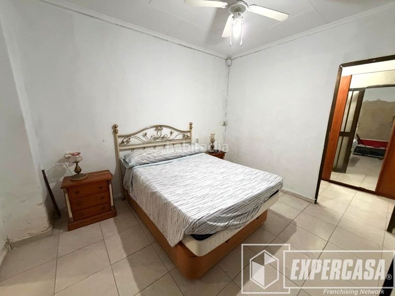 Foto 56023d81-b1cb-4b67-8a46-78c708f0dddc. Casa amb aparcament a Benifaió