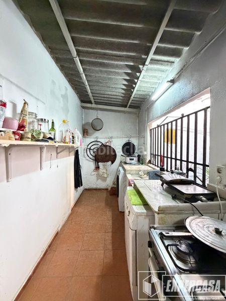 Foto 76757de8-5836-4380-9e30-f8e68fd29621. Casa amb aparcament a Benifaió