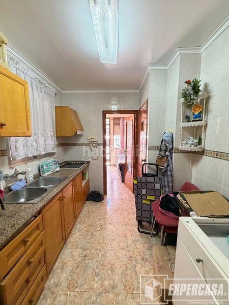 Foto 8b251196-f0c7-4eed-b83e-cc4a70a0cf18. Casa amb aparcament a Benifaió