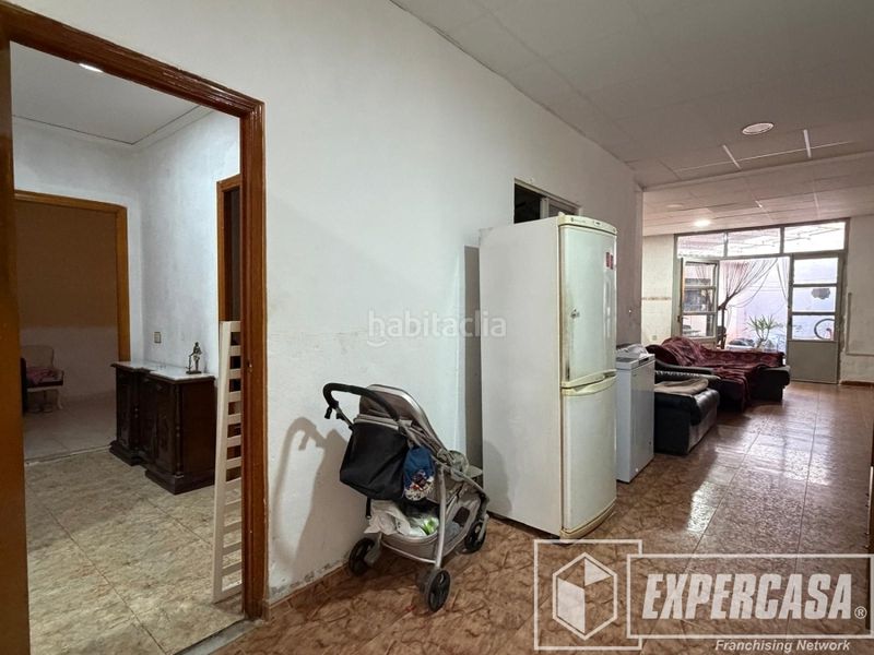 Foto da4e411c-59bd-4942-84d9-6e4d0591fd3b. Casa amb aparcament a Benifaió