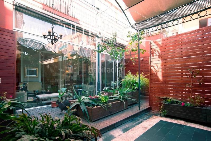 Foto afba2bc7-f967-4184-8388-825118fa1e00. Piso espectacular piso de diseño en venta en pleno corazón , con 224 m2, 4 habitaciones y 3 baños, amueblado, aire acondic en Barcelona