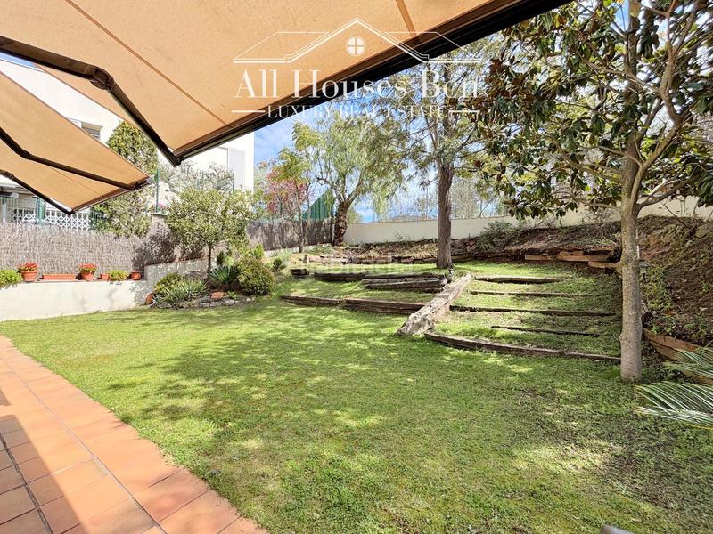 Foto c77b5b58-dc25-4de9-b23b-c81a6dcb40f3. Chalet con riscaldamento parcheggio in La Miranda-Can Candeler Sant Just Desvern