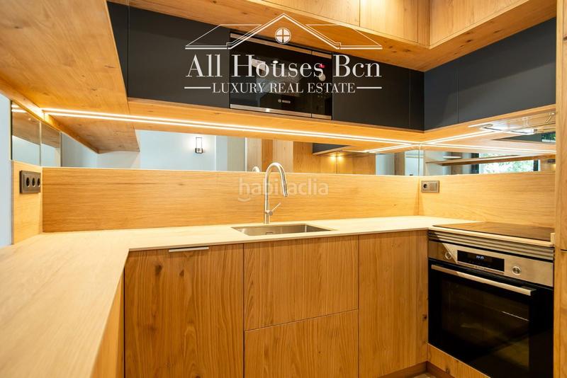 Foto a2f91f72-8b0a-48a7-a3db-bd246c779636. Piso en Sants Barcelona